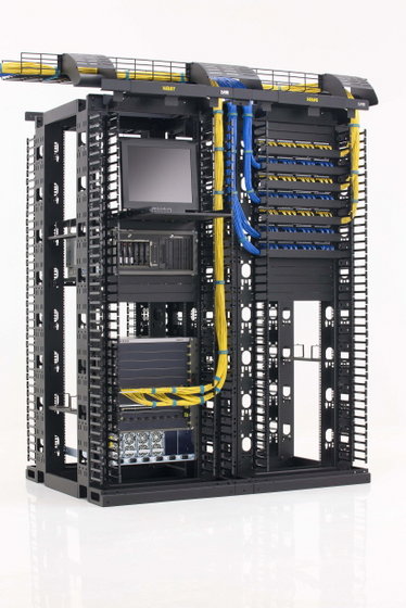 INNO 4BAY - Server & Core Network Rack
