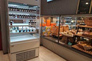 Wholesale refrigerator glass: Leadshow Cupcake/Cake Display Shelves Racks
