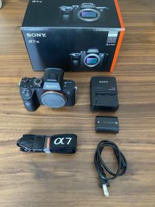 Wholesale digital cameras: Sony Alpha 7R III 42.4 MP Digital Camera - Black