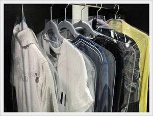 Wholesale t shirt shirt t shirt: SSak Cover (Transparent Clothes Cover)