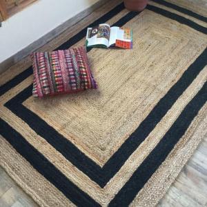 Wholesale Home Decor: Sonia Collections Jute Rug