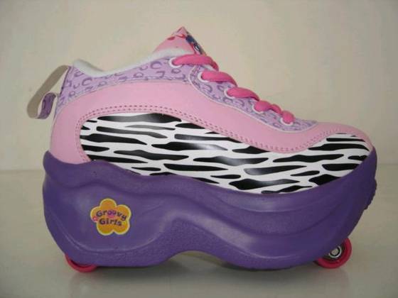 4 Wheels Flying Shoes (Roller Shoes 