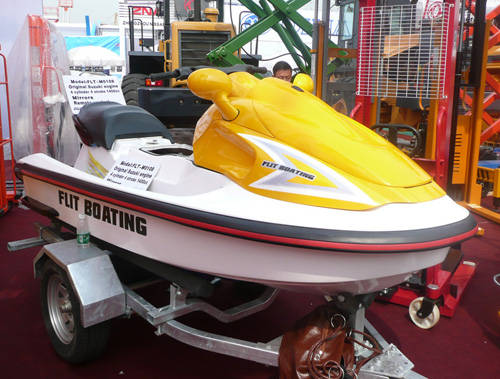 Water Scooter Fuel Consumption yamaha water scooter with 4 stroke suzuki engine id Water Scooter Fuel Consumption yamaha water scooter with 4 stroke suzuki engine id