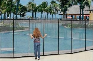 Wholesale rectangular galvanized steel pipe: Temporary Swimming Pool Fence