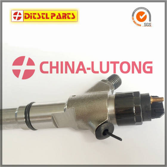 Sell Common Rail Diesel injector 0 445 120 127 with Nozzle DLLA143P1696