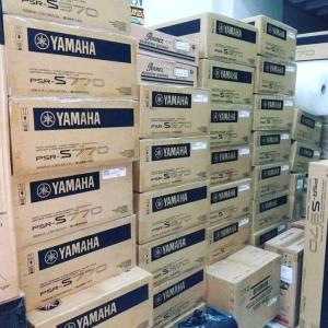Wholesale Electronic Accessories & Supplies: Yamaha Keyboard PSR-SX900