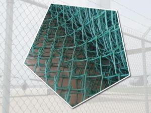 Wholesale chain link wire mesh: Galv. and PVC Coated Galvanized Chain Link Fence