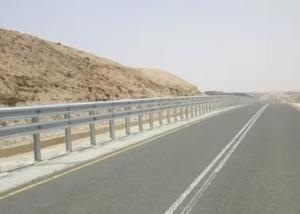Wholesale pipe welder: Cold Rolled Highway Guardrail Systems Prevent Motorcycle / Cars Crossing Road