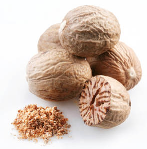 Wholesale sterilisation: Dried Whole Nutmegs and Nutmeg Powder.