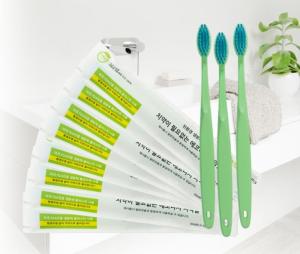 Wholesale petrochemical: Eco-friendly Travel Toothbrush with Toothpaste Applied