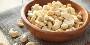 Wholesale silk: BioValley-High Quality Organic Cashew Nuts W320, W240/Stable Supply/ (Helen Chau 0328790799)