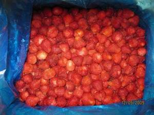 Wholesale frozen sweet red pepper: IQF Strawberry