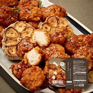 Wholesale soy sauce chicken: Crispy Chicken Breast with Crispy Brown Rice (Soy Garlic Sauce)