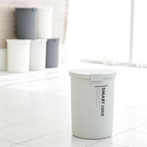 Wholesale kitchen trash bins: Smart-Lock Trash Bin