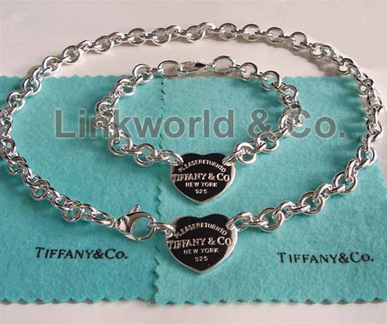 Tiffany & Co. Sterling Silver Heart Tag Pendant Necklace in Tiffany Pouch |  eBay