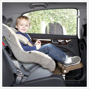 KneeGuardKids3 Car Seat Footrest