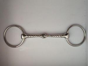 Wholesale horse products: Horshi Wholesale Stainless Steel Horse Ring Snaffle Bits High Quality Horse Equestrian Products Hors