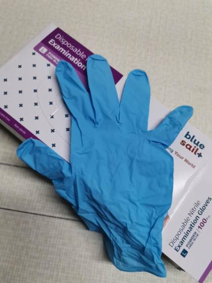 disposable hand gloves