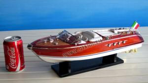Wholesale speed boat model: Sb0004p-50 Riva Aquarama Model Ships