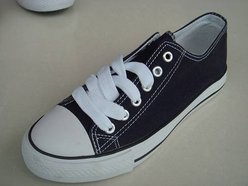 bata cloth shoes