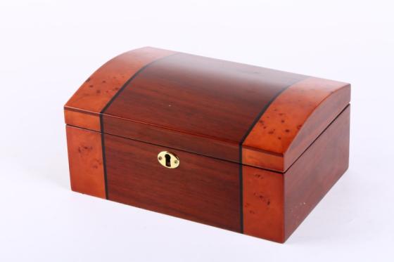 custom jewelry boxes