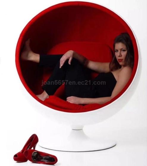 Eero Saarinen Style Egg Pod Chair Retro Funky White Shell Red