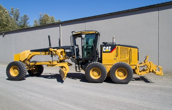 Сат 150. Автогрейдер Cat 150 AWD. Caterpillar 150awd. Grader Cat m140 fs19. Cat 140m AWD.