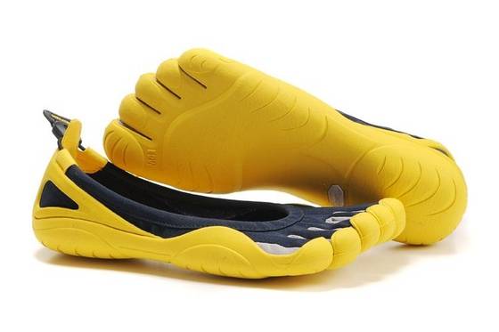 stores that sell vibram shoes