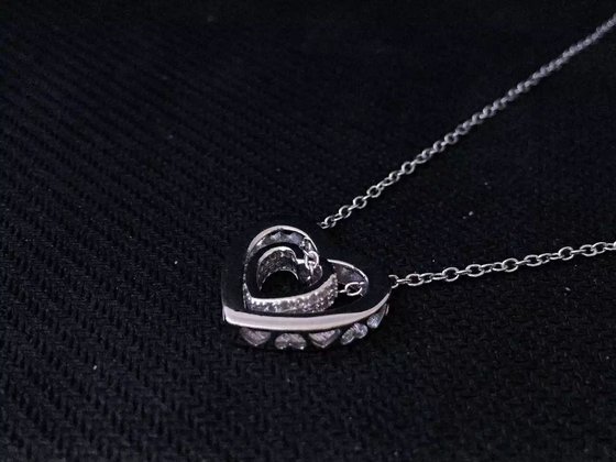 Neffly Pierced Heart Necklace Classic 925Silver Plated Platinum Free Shippping