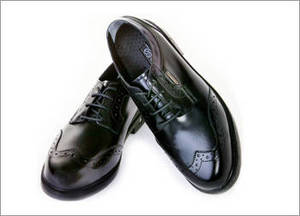 Wholesale colorable pu: Men's Shoes