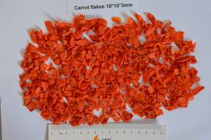 Wholesale dehydrated carrot: Dried/Dehydrated/AD Carrot Granules 10*10*3mm