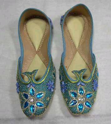 leather ethnic shoes