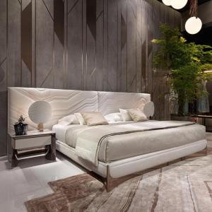 Wholesale soft bed: High Quality White Queen Full Soft Fabric Upholstered Bed Bedroom Furniture Italian Luxury Modern