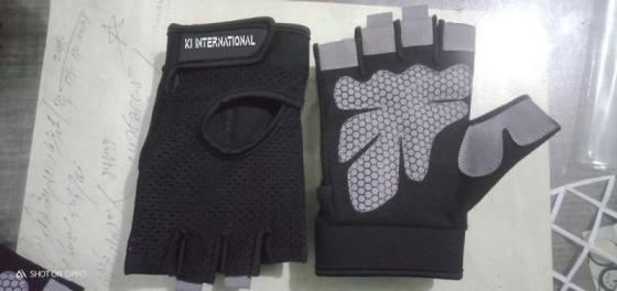 Sell WEIGHTLIFTING GLOVES
