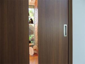 Wholesale one: KURIKI One Touch Pull for Slididng Door