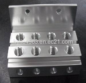 Wholesale custom machined parts: Custom Machinery Parts CNC Milling Aluminum Tapping Parts 4 Axis Machining Service