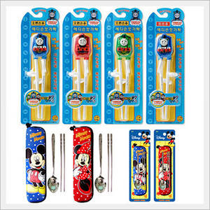 Wholesale Disposable Tableware: Thomas Edison Chopstick & Hello Kitty Spoon.Fork