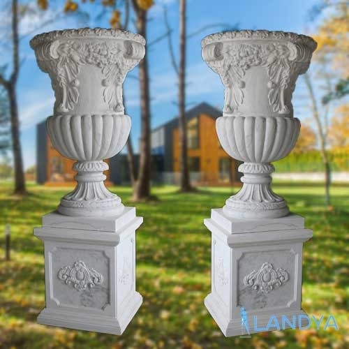 Large Antique Garden Outdoor Urns And, Antique Garden Urns And Planters