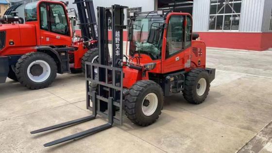 Sell 1.5ton off road forklift