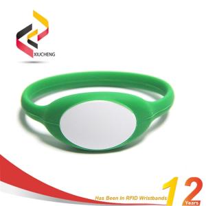 Wholesale active rfid: MIFARE 1K S50 Cool RFID Plastic Silicone Wristbands/Plastic Wrist Watch