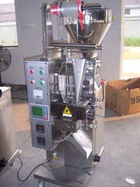 Sell automatic liquid packing machine