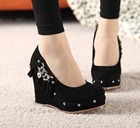 Sell Japanese shoes look slimmer beautiful rivet wedge heel Z0304 black