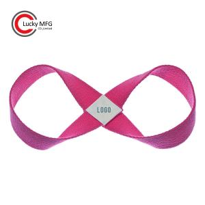 Wholesale infinity strap: Cross Yoga Strap Endless Strength Flexibility with A Twist Yoga Infinity Strap