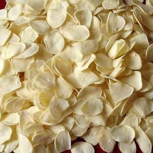 Wholesale garlic flake: Dehydrated Garlic Flakes,20years  Chinese Factory ,Good Quality
