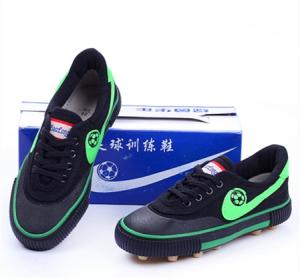 Wholesale colour: Football Shoes,Three Colours