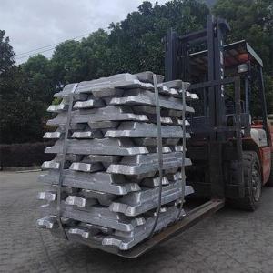Wholesale metal ingots: A7 Al Ingot Metal Non Ferrous A7 Aluminum Ingot 20kg 25kg