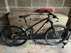 Wholesale 2 years: Trek Fuel EX5 2022 29er XL Full Suspension Mountain Bike