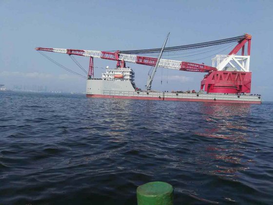 Floating Crane 3500t for Sale Rent Charter Crane Barge 3500t 3500 Ton ...