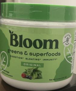 Lot Of 2 BLOOM NUTRITION Greens and Superfoods Powder - Berry (30