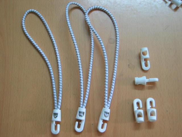 bungee straps with plastic hooks